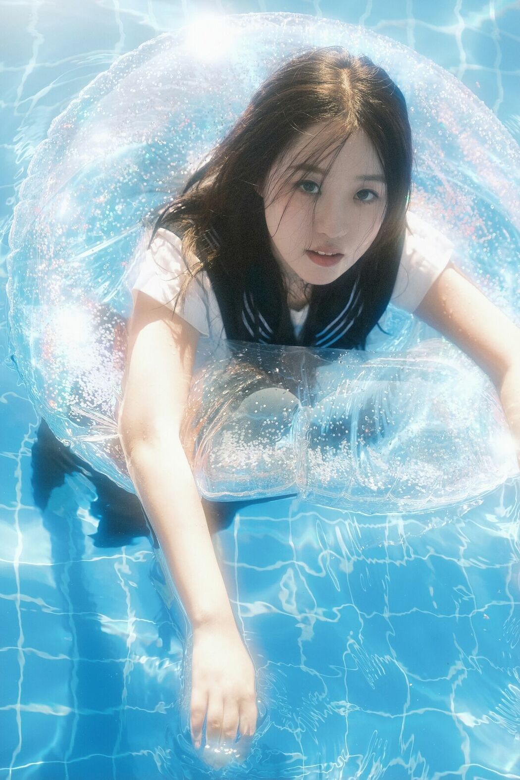 YiTuYu艺图语 Vol.10555 Xiao He Yi (26P)