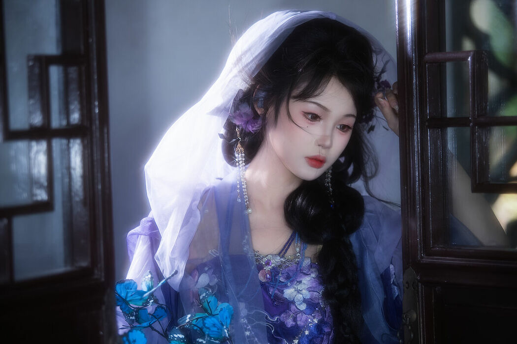 YiTuYu艺图语 Vol.10558 Wan Zi Bu Chi La (19P)