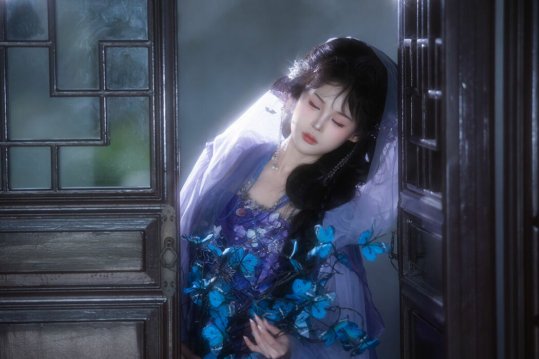 YiTuYu艺图语 Vol.10558 Wan Zi Bu Chi La (19P)