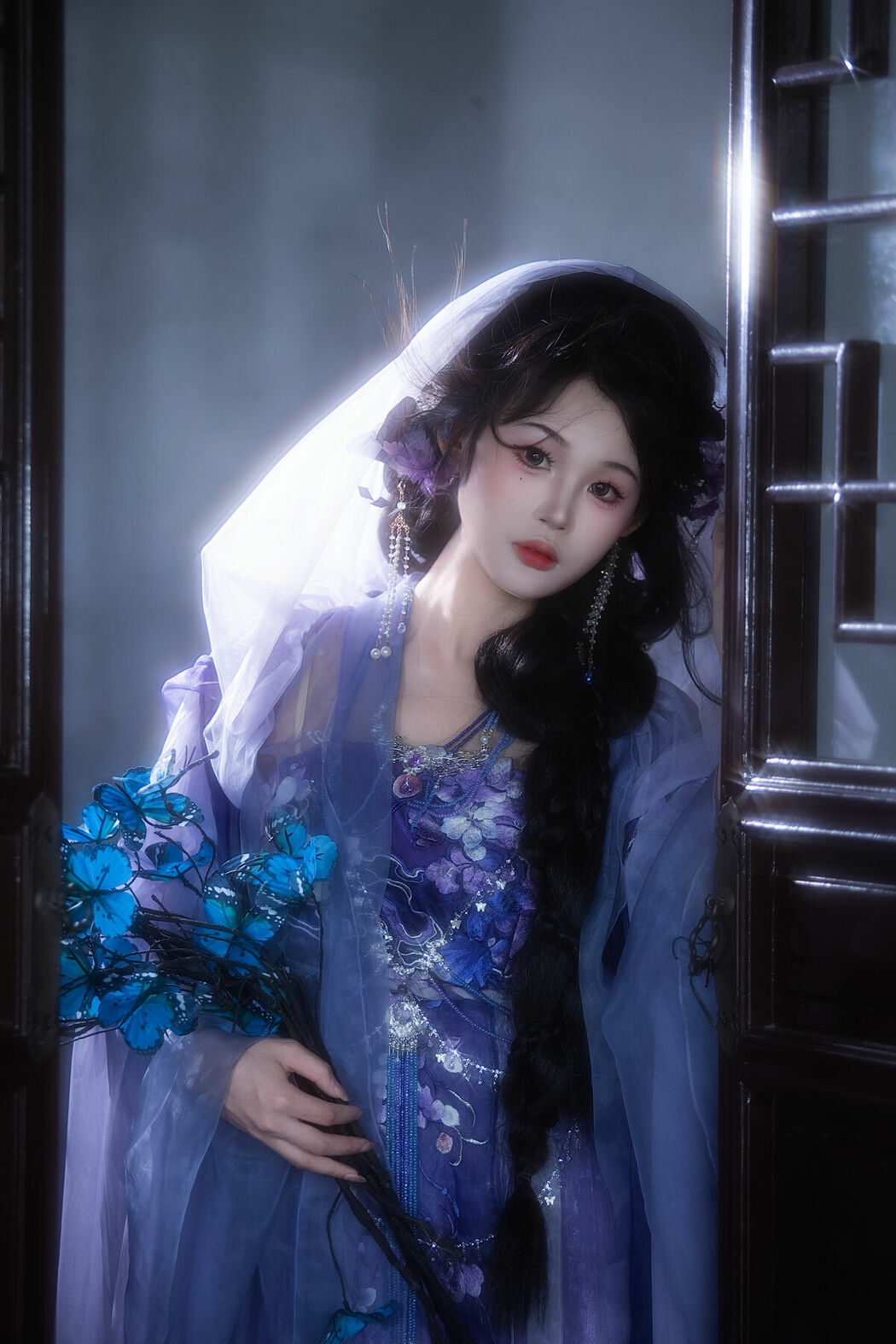 YiTuYu艺图语 Vol.10558 Wan Zi Bu Chi La (19P)