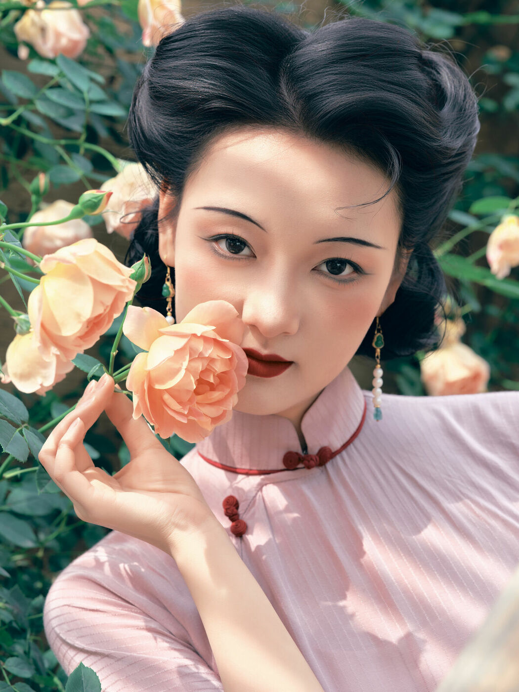 YiTuYu艺图语 Vol.10559 Yao Guai Na Li Tao (22P)
