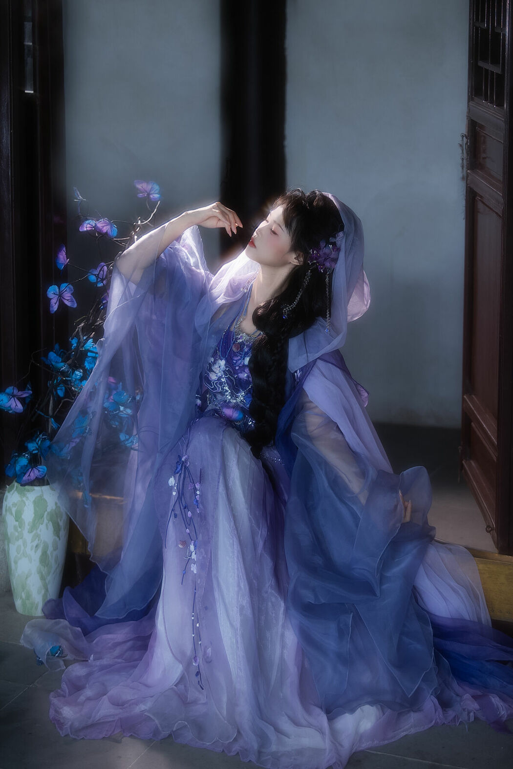 YiTuYu艺图语 Vol.10558 Wan Zi Bu Chi La (19P)