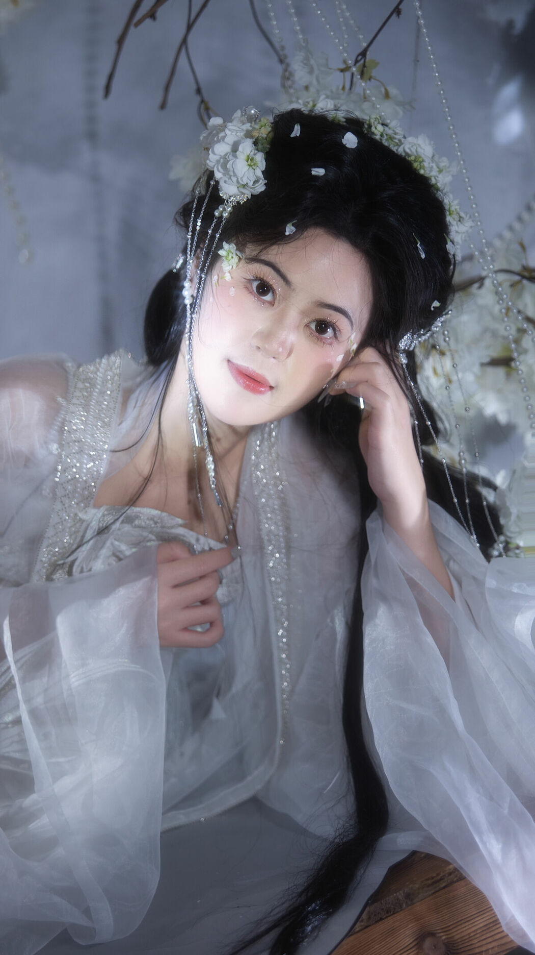 YiTuYu艺图语 Vol.10561 Yi Ming (16P)