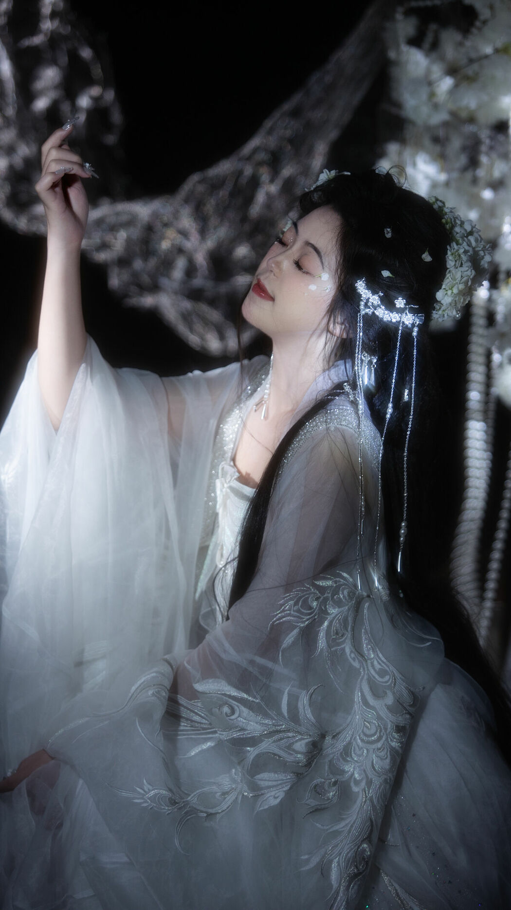YiTuYu艺图语 Vol.10561 Yi Ming (16P)