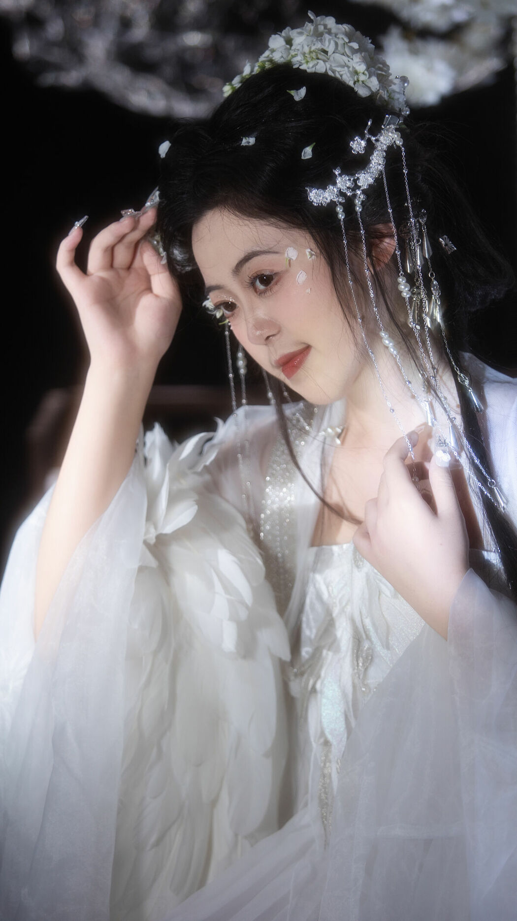 YiTuYu艺图语 Vol.10561 Yi Ming (16P)