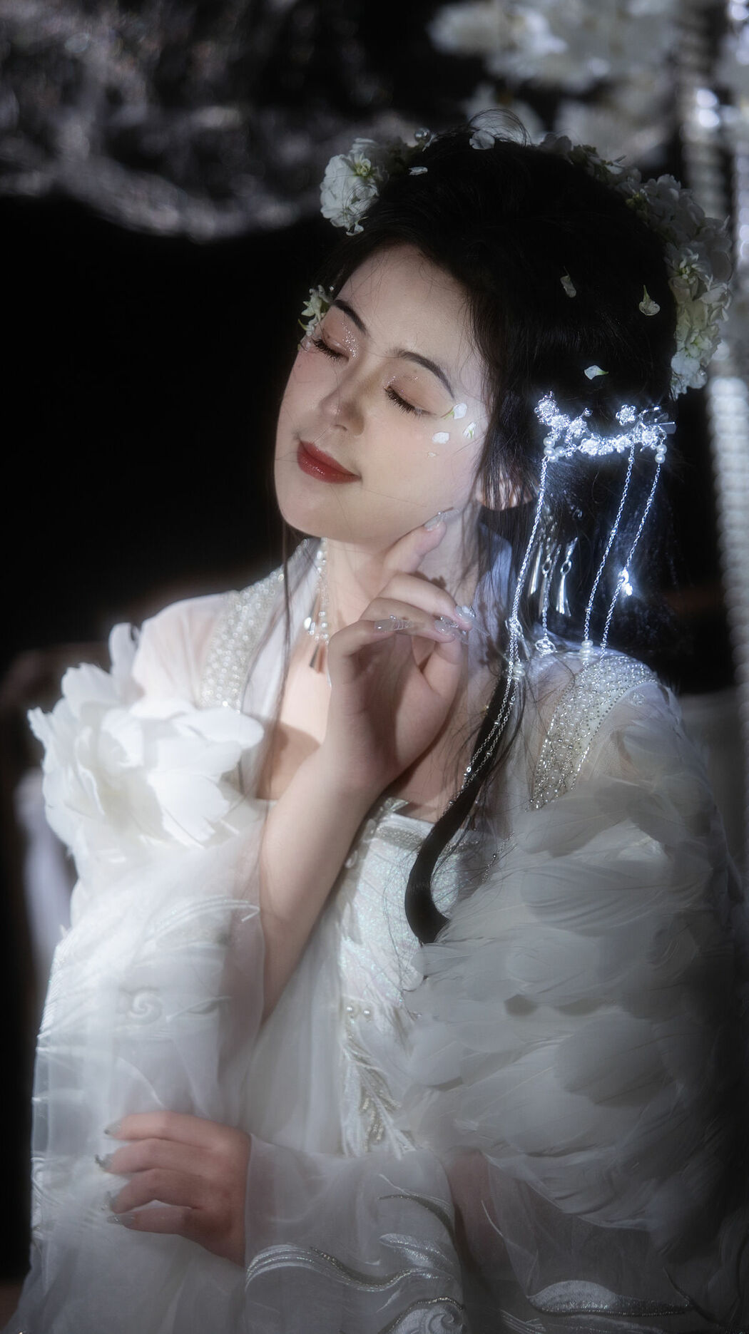 YiTuYu艺图语 Vol.10561 Yi Ming (16P)