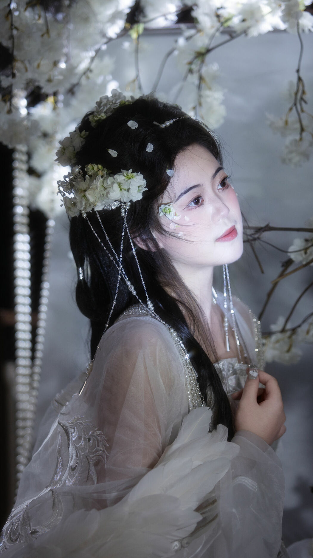 YiTuYu艺图语 Vol.10561 Yi Ming (16P)