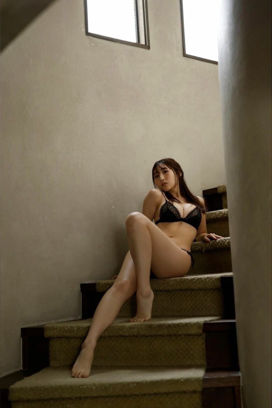 JP Tsuji Ririsa 辻りりさ – 儚げで美しい SPAデジタル写真集 (51P)