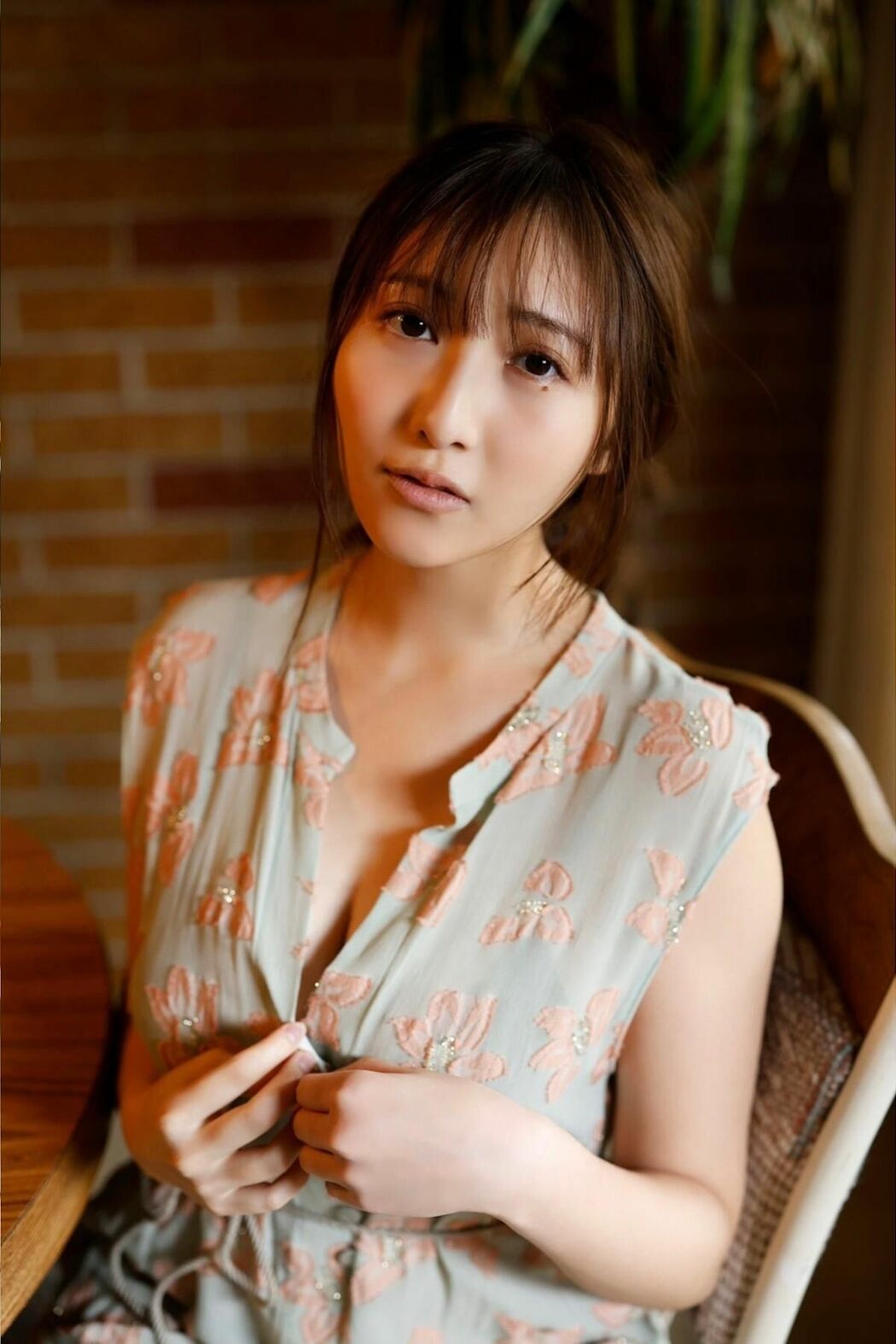 JP Tsuji Ririsa 辻りりさ – 儚げで美しい SPAデジタル写真集 (51P)