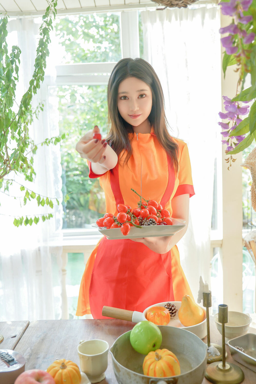 Coser@年年Nnian – 破产姐妹 (81P)