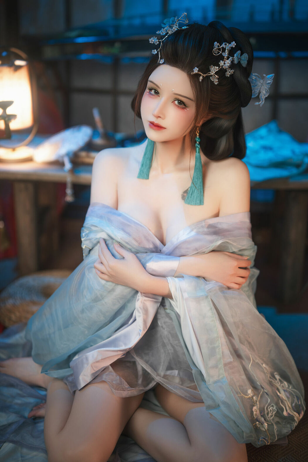 Coser@鹿八岁 – 碎蝶梦 Part01 (64P – 1V)