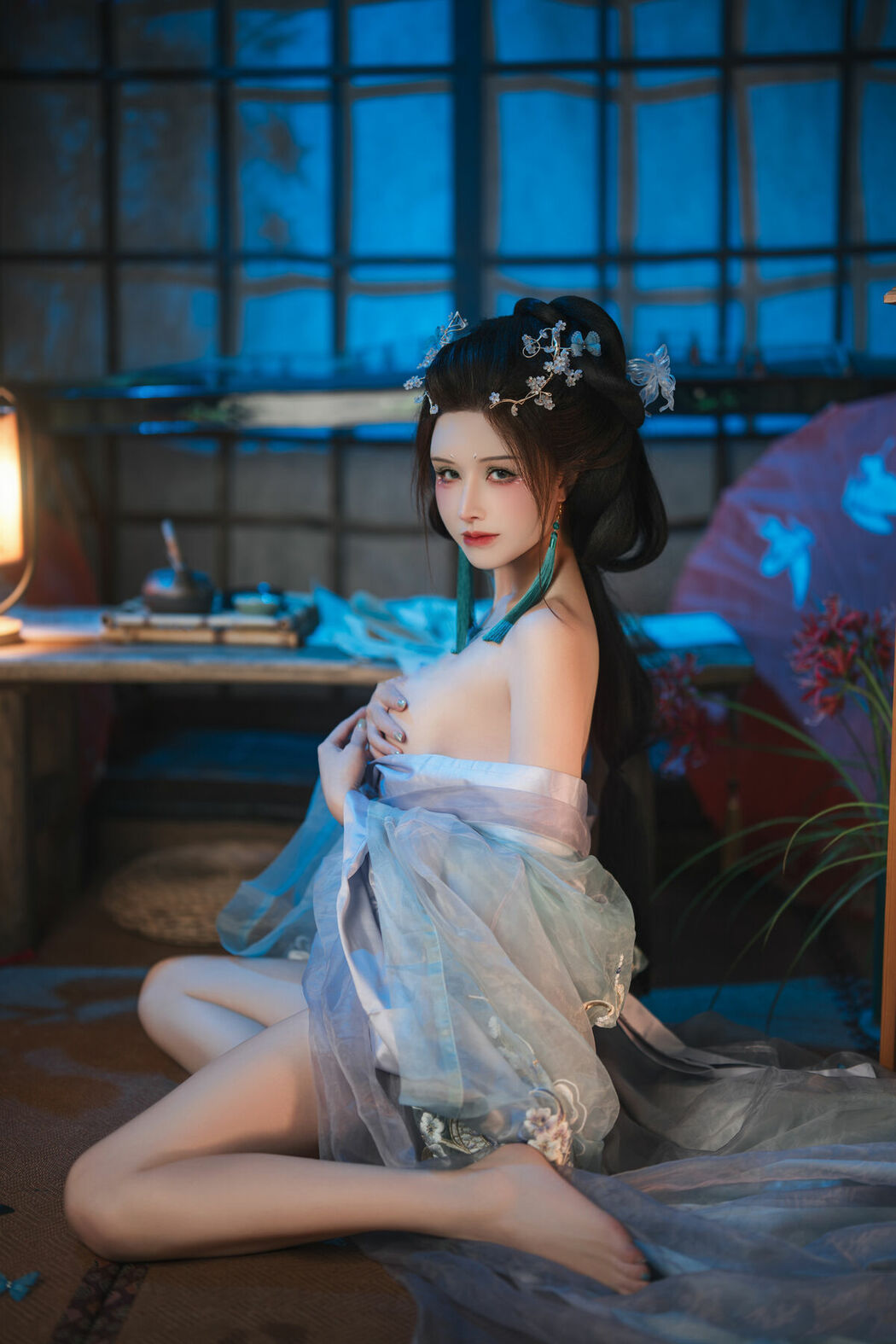 Coser@鹿八岁 – 碎蝶梦 Part01 (64P – 1V)