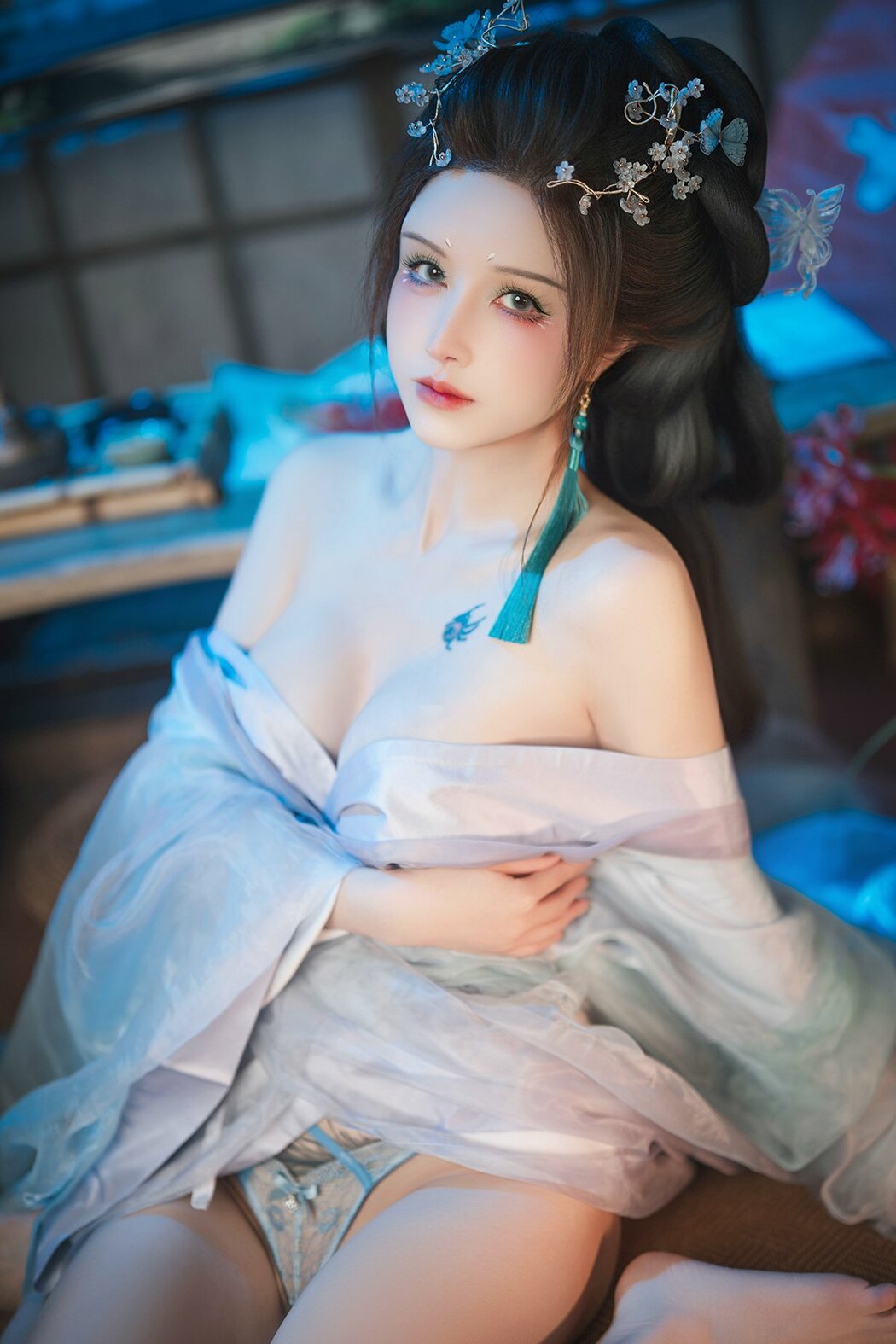 Coser@鹿八岁 – 碎蝶梦 Part01 (64P – 1V) Cover Photo