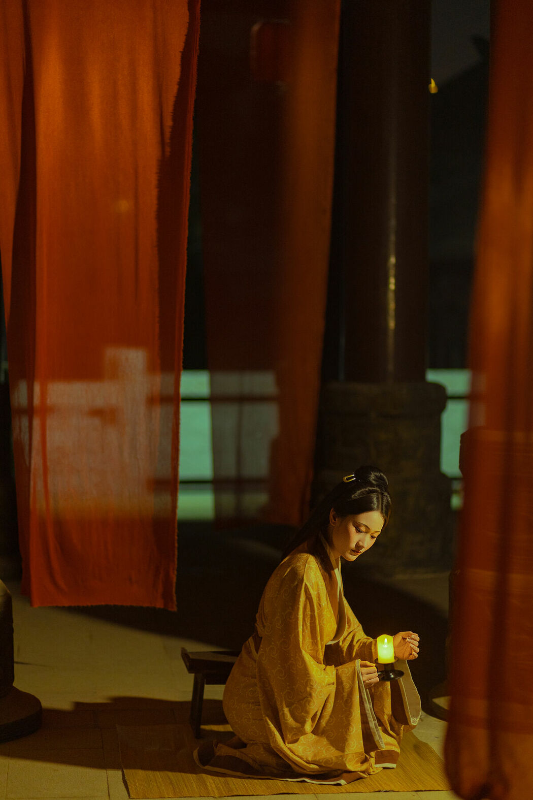 YiTuYu艺图语 Vol.10569 Yi Ming (24P)