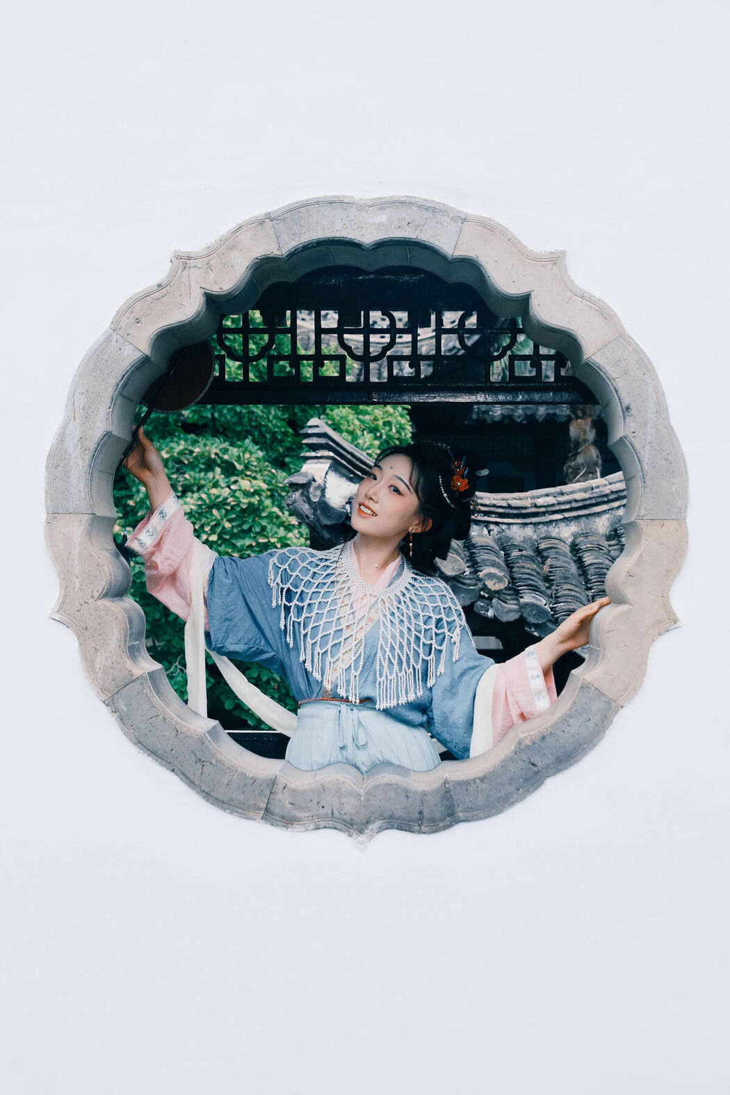 YiTuYu艺图语 Vol.10568 Yi Ming (12P)