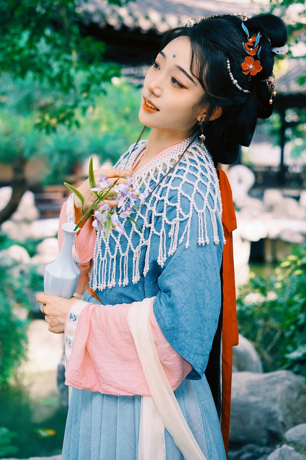 YiTuYu艺图语 Vol.10568 Yi Ming (12P) Cover Photo
