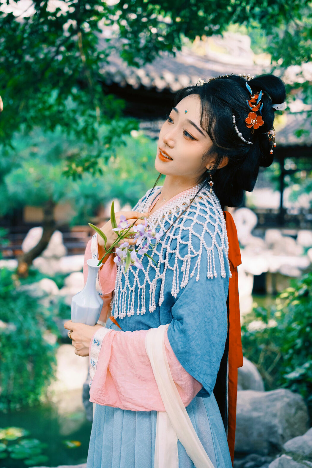 YiTuYu艺图语 Vol.10568 Yi Ming (12P)