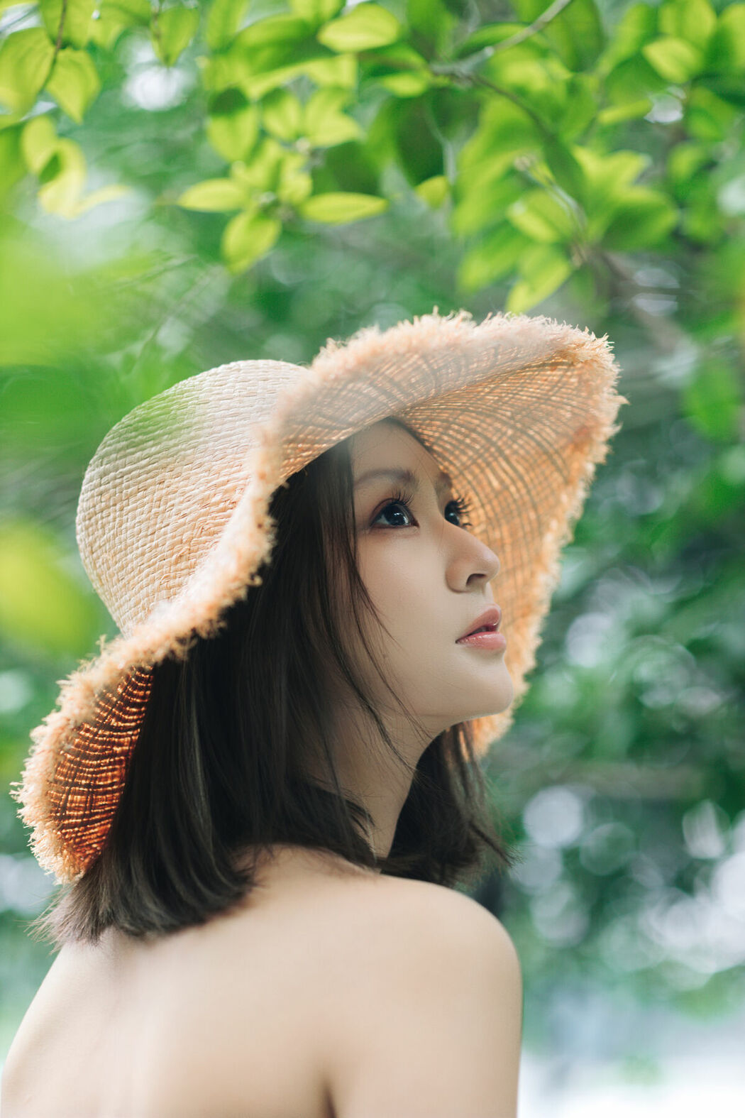 YiTuYu艺图语 Vol.10572 Jing Zhu (26P)