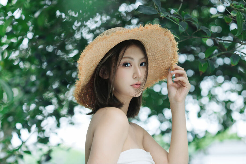 YiTuYu艺图语 Vol.10572 Jing Zhu (26P)