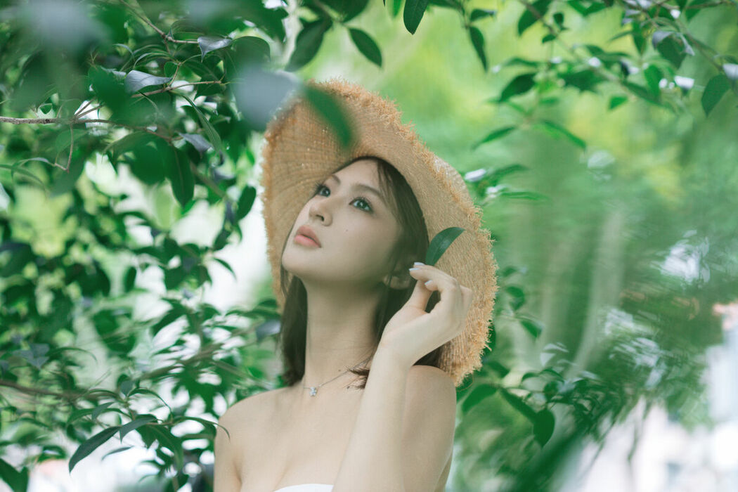 YiTuYu艺图语 Vol.10572 Jing Zhu (26P)