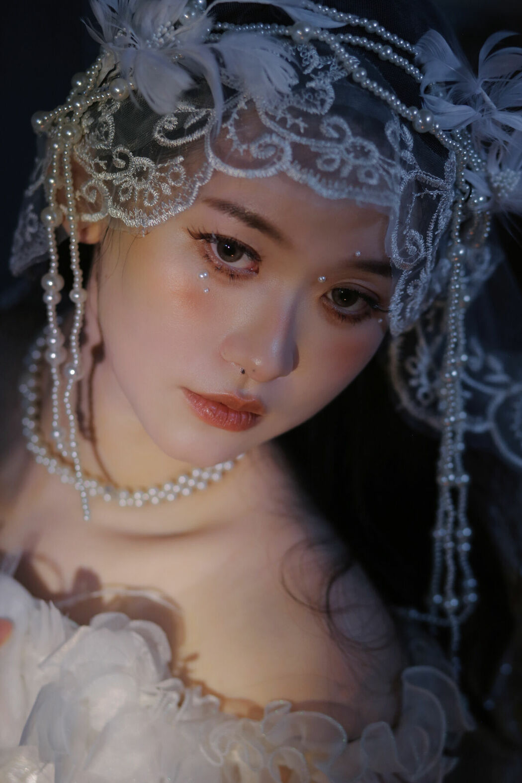 YiTuYu艺图语 Vol.10574 Yi Ming (15P)