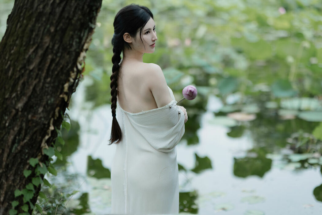 YiTuYu艺图语 Vol.10576 Shi Shi Kiki (11P)