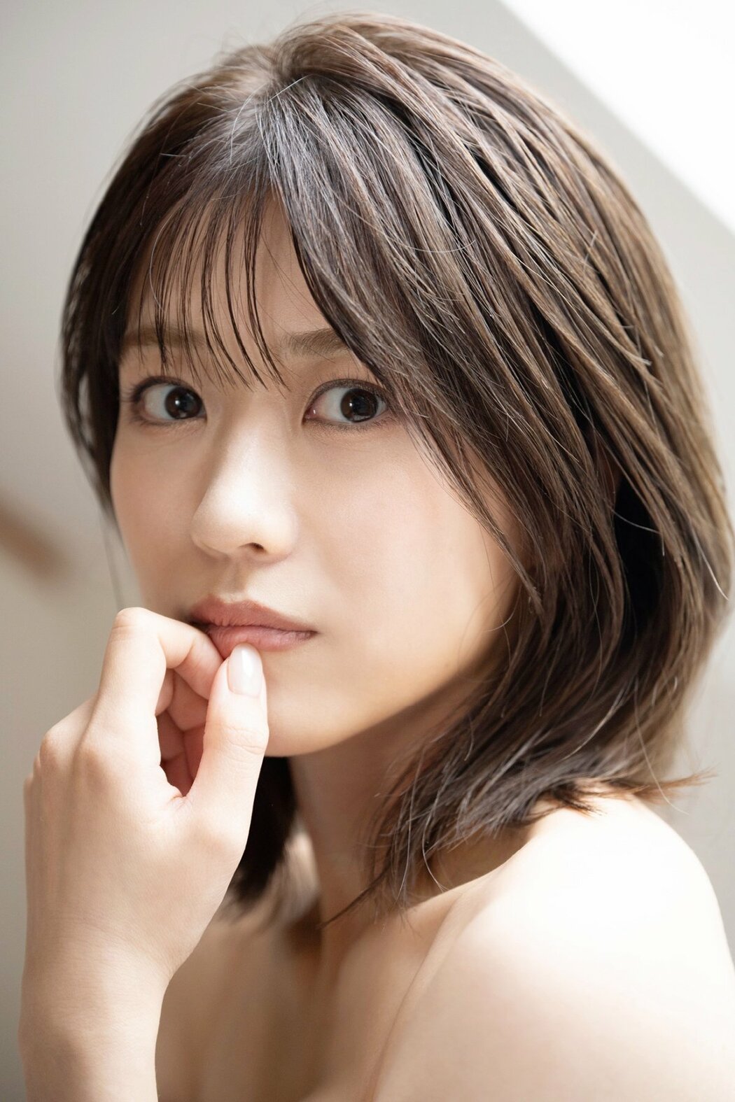 JP Ayana Shinozaki 篠崎彩奈 – MySPA 彼シャツのぬくもり推し撮-後編 (26P) Cover Photo