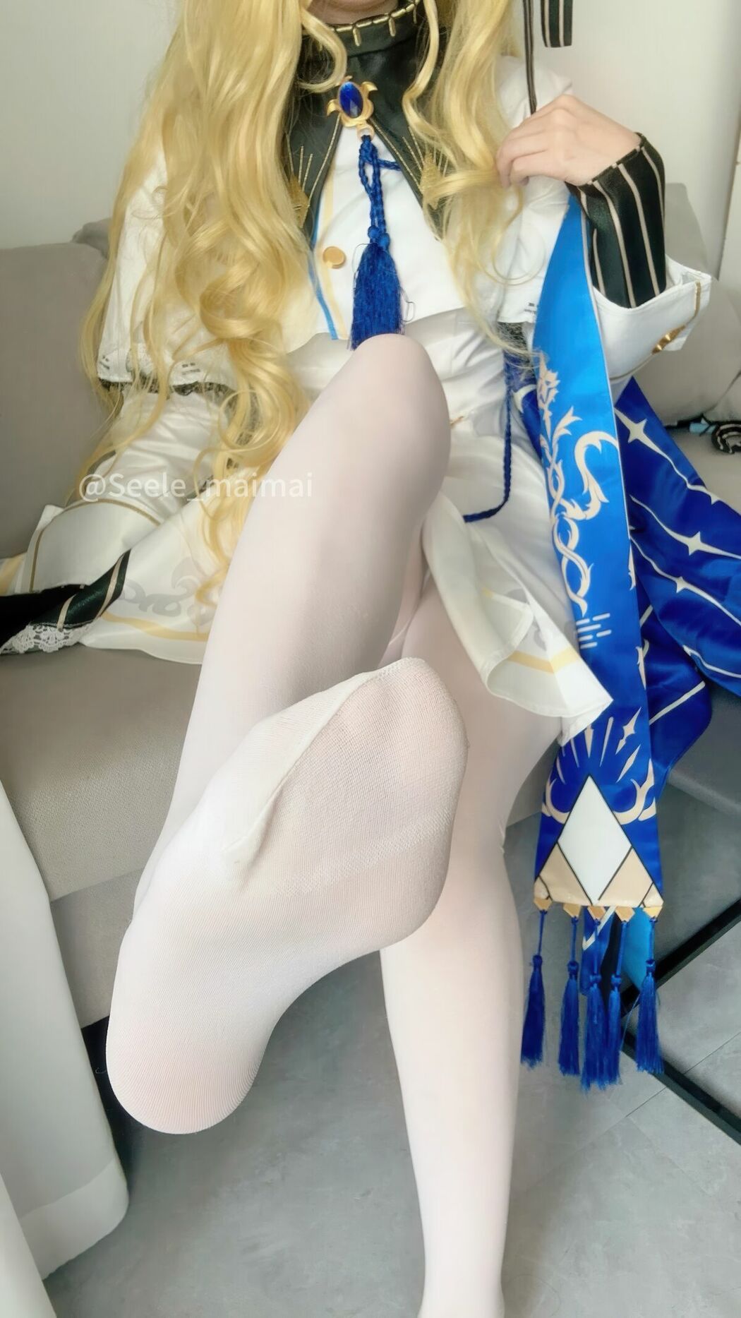 Coser@Seele麦麦 – 鸣潮 菲比And卡提希娅-蓝色花海物语 Part02 (49P)
