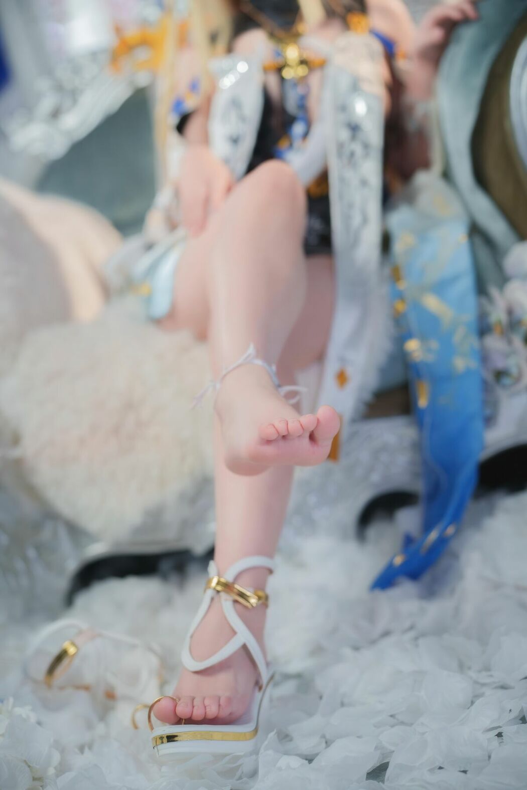 Coser@Seele麦麦 – 鸣潮 菲比And卡提希娅-蓝色花海物语 Part01 (49P)