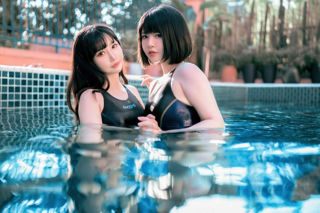 Coser@面饼仙儿 And 半半子 – 少女幻想の刻 (80P)