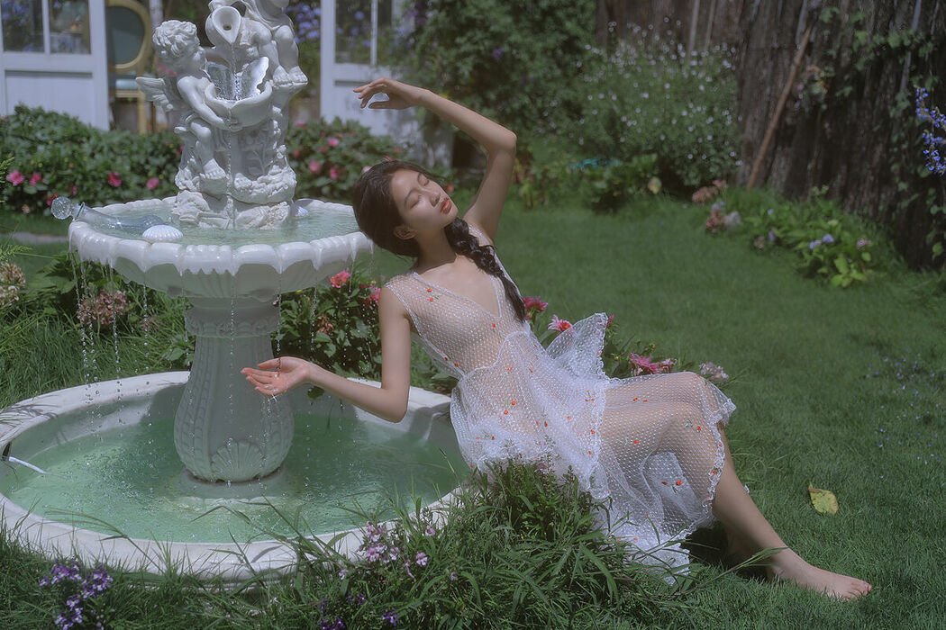 YiTuYu艺图语 Vol.10581 Zen Me Key I Chi Tu Tu (10P)