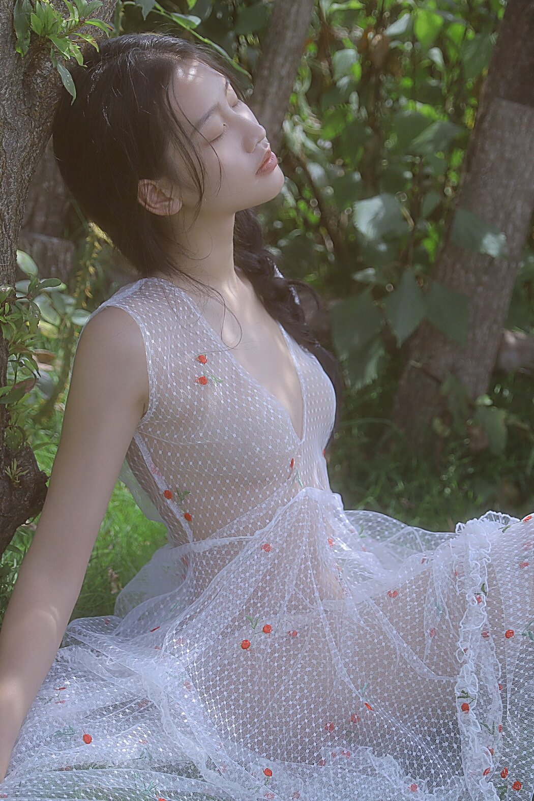 YiTuYu艺图语 Vol.10581 Zen Me Key I Chi Tu Tu (10P) Cover Photo