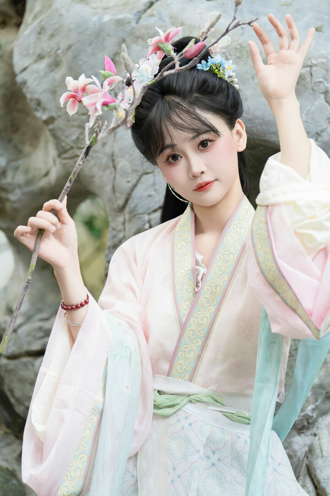 YiTuYu艺图语 Vol.10585 Jiao Yi Zhi Sui Sui (50P)
