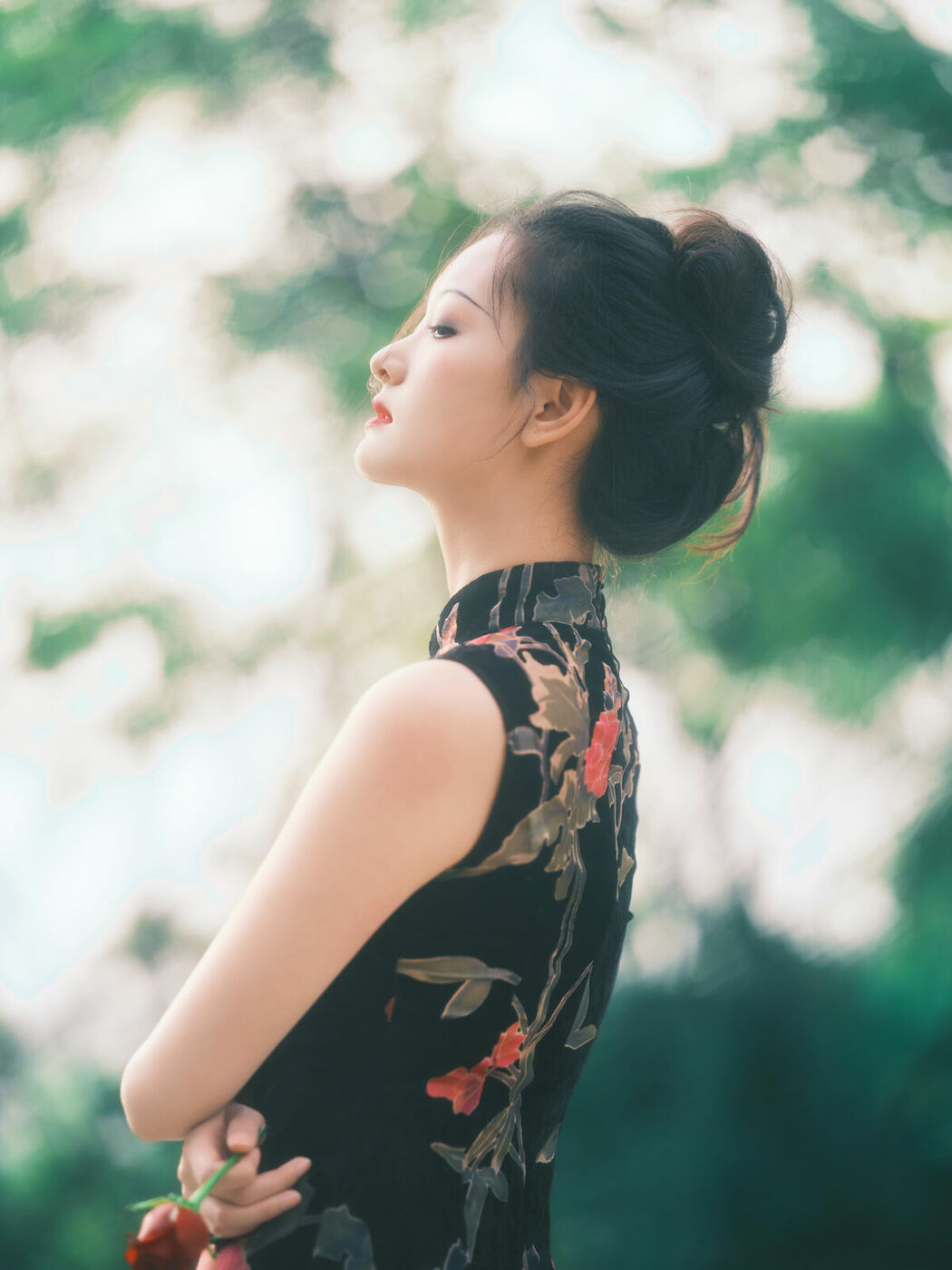 YiTuYu艺图语 Vol.10587 Yao Guai Na Li Tao (19P)