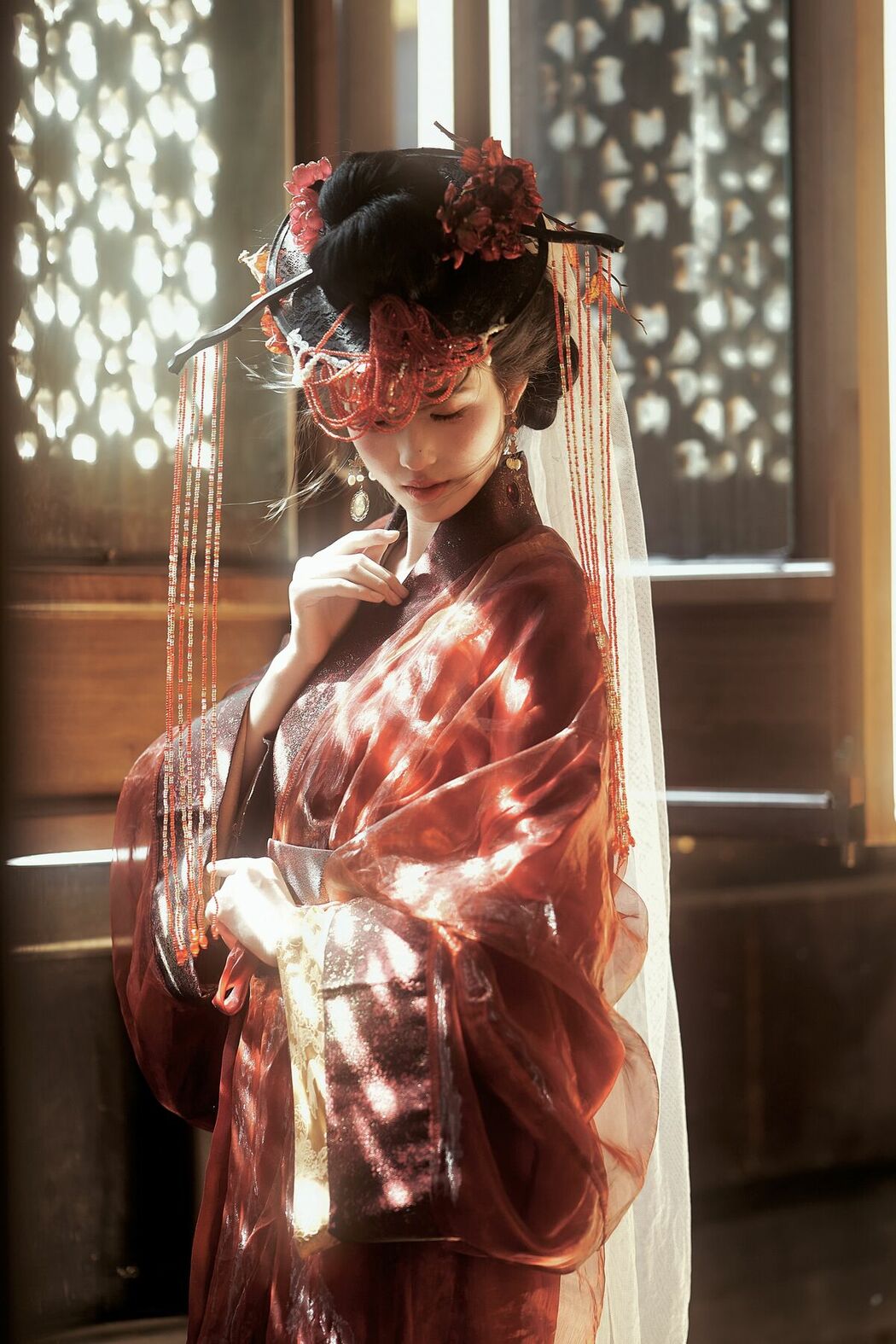 YiTuYu艺图语 Vol.10583 Yi Ming (14P)