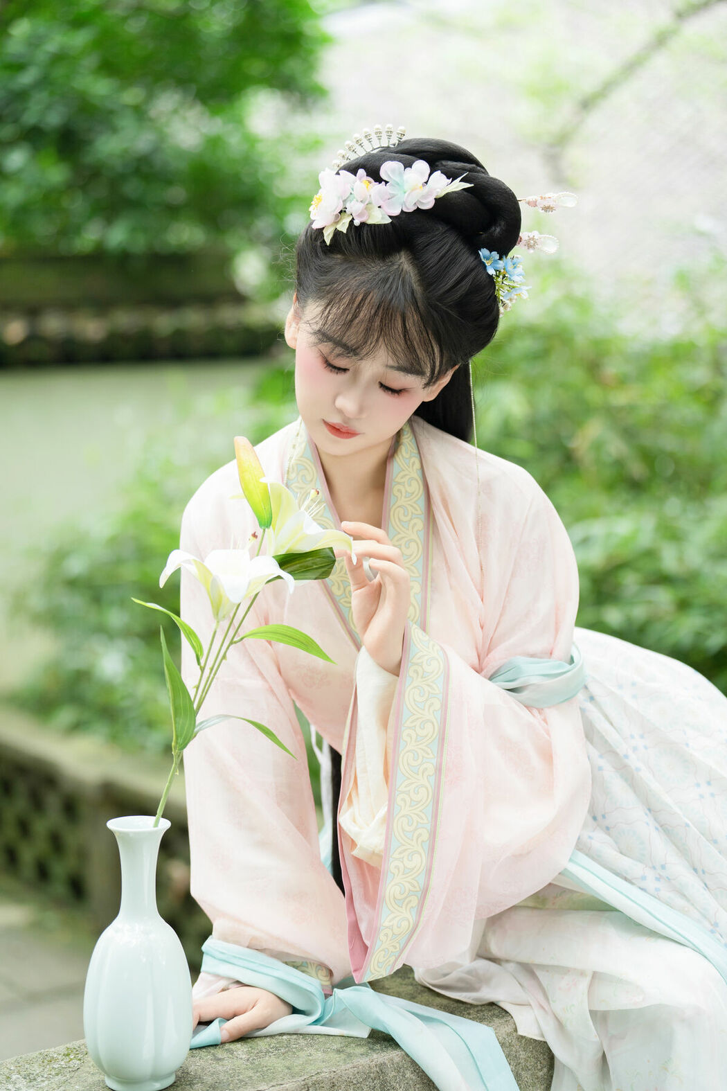 YiTuYu艺图语 Vol.10585 Jiao Yi Zhi Sui Sui (50P)