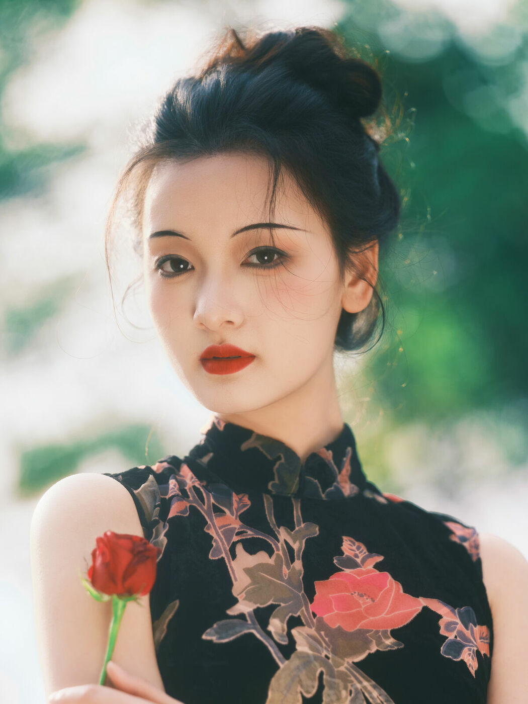 YiTuYu艺图语 Vol.10587 Yao Guai Na Li Tao (19P)