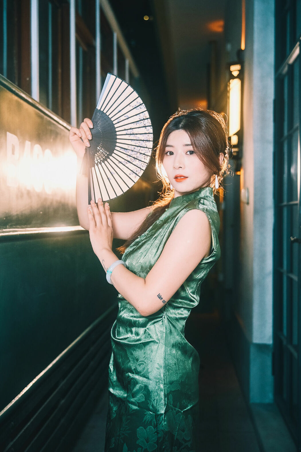 YiTuYu艺图语 Vol.10588 Yi Ming (15P)