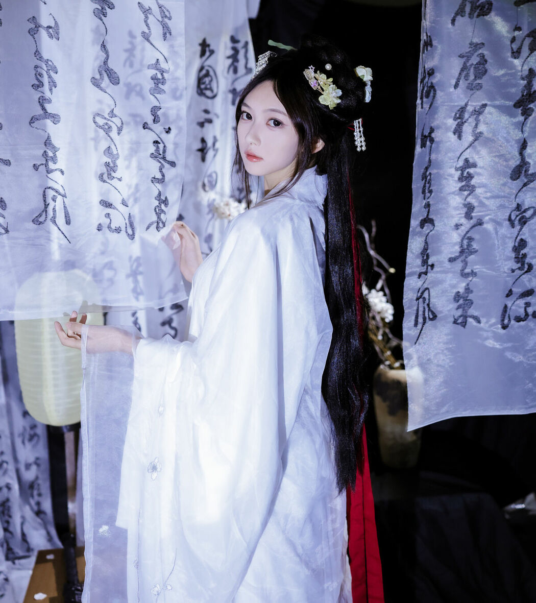 YiTuYu艺图语 Vol.10589 Gai Gai (25P)