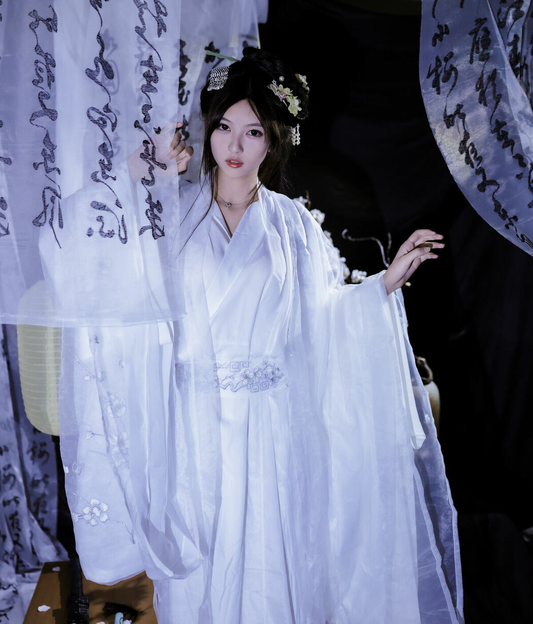 YiTuYu艺图语 Vol.10589 Gai Gai (25P)