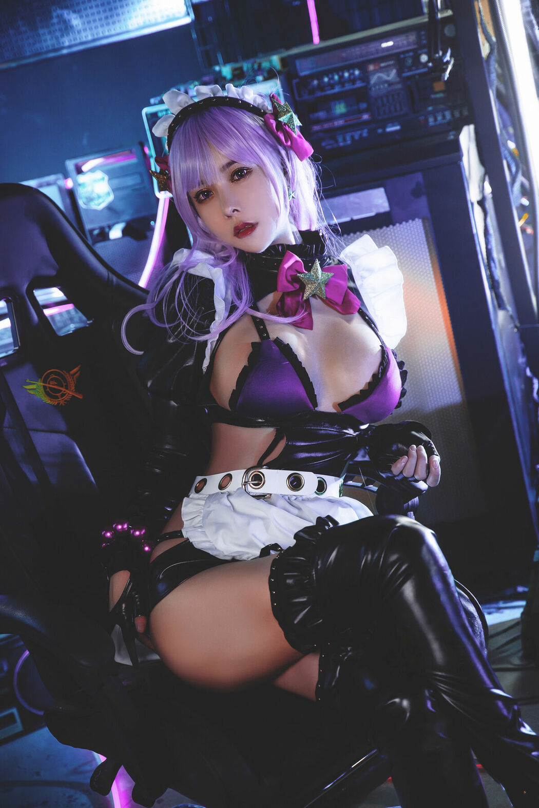 Coser@亚马逊鲶鱼 – BB同人女仆 (17P)