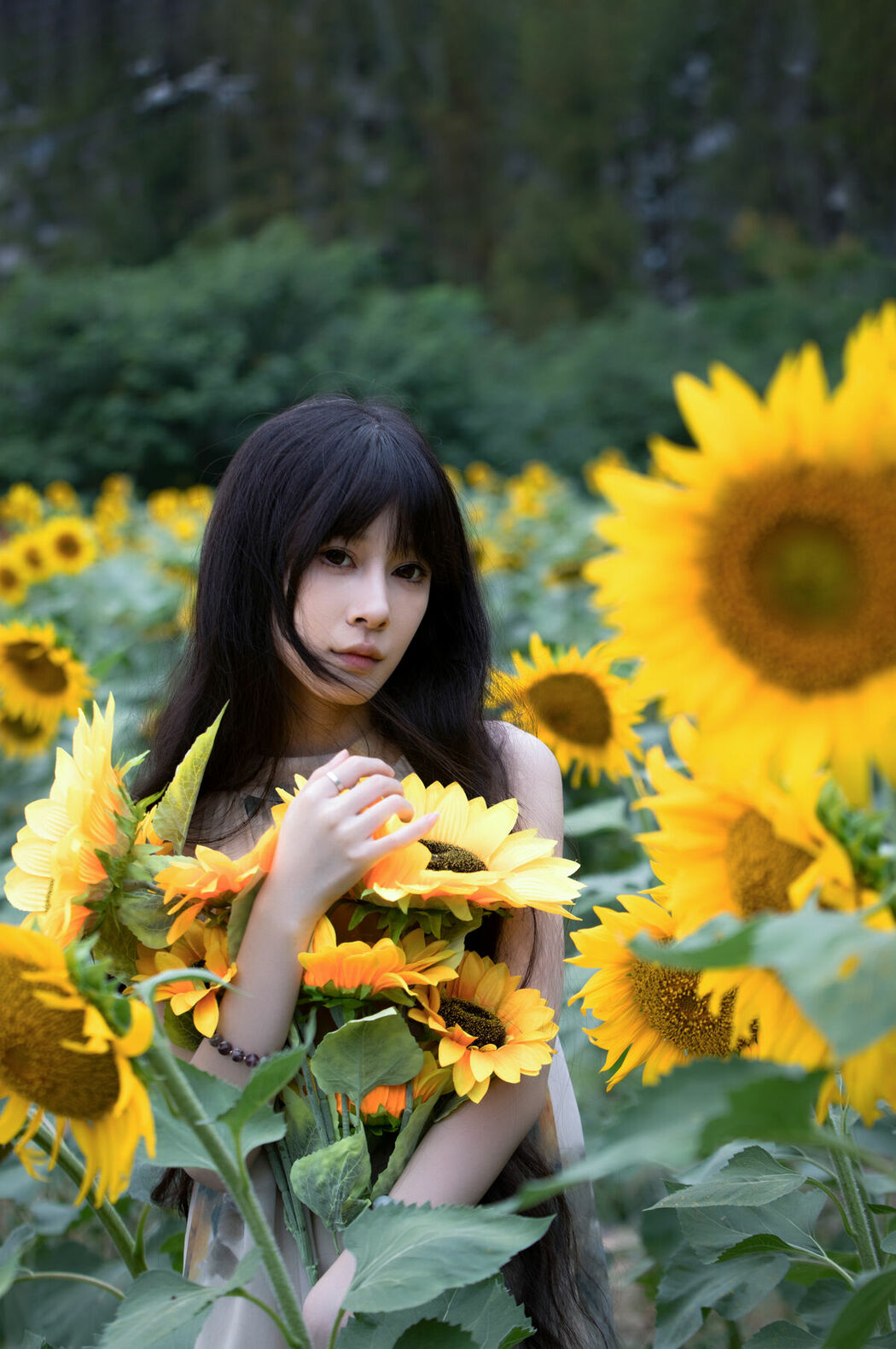YiTuYu艺图语 Vol.10598 Ye Zi (12P)