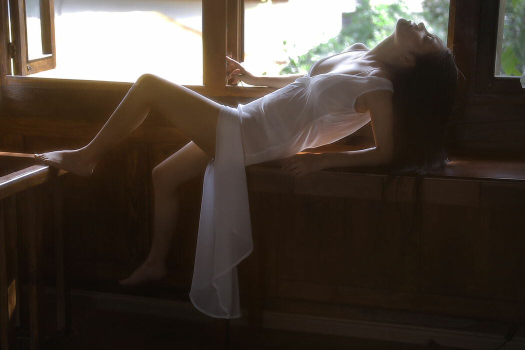 YiTuYu艺图语 Vol.10595 Suan La Yu (10P)