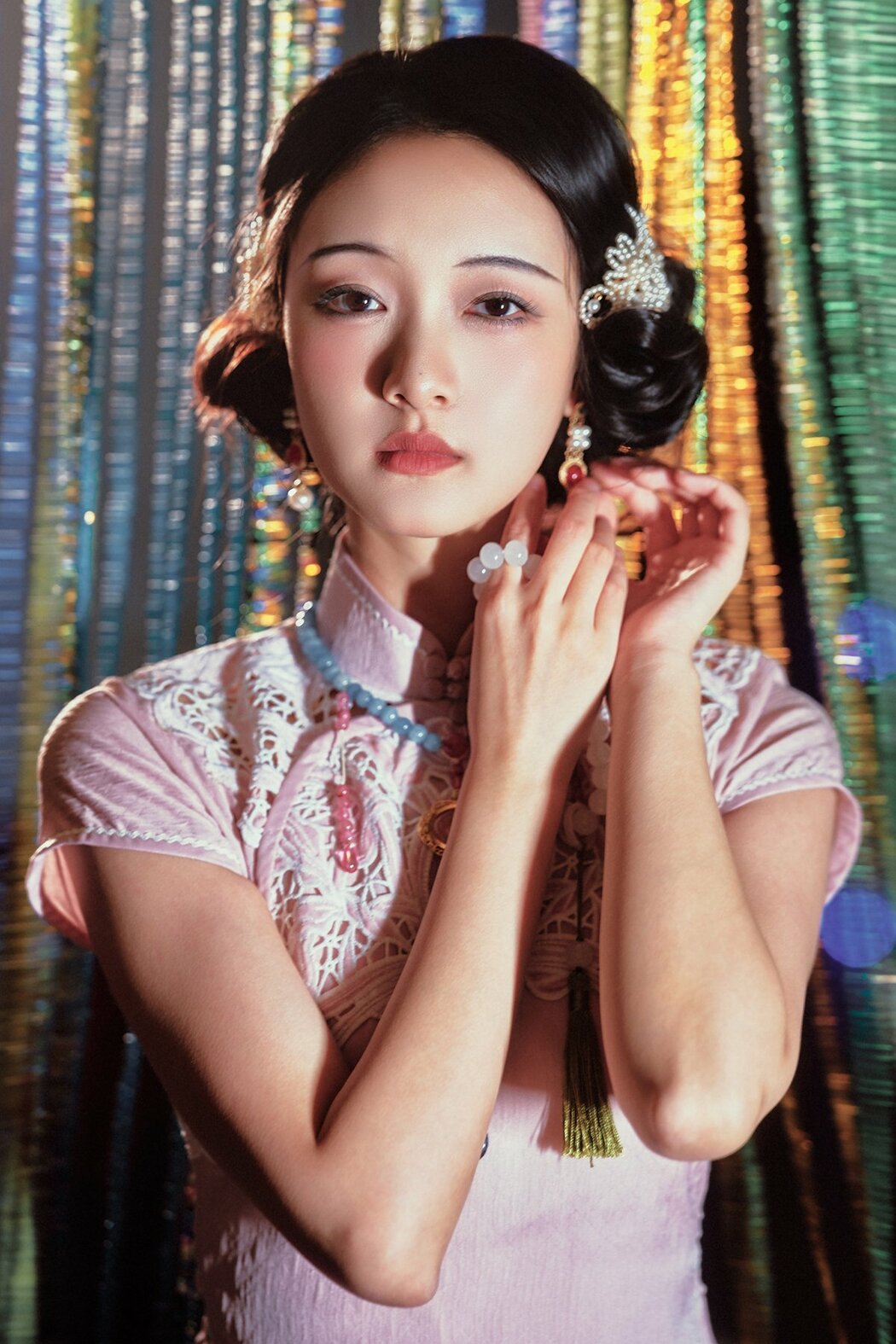 YiTuYu艺图语 Vol.10602 Yao Guai Na Li Tao (14P) Cover Photo