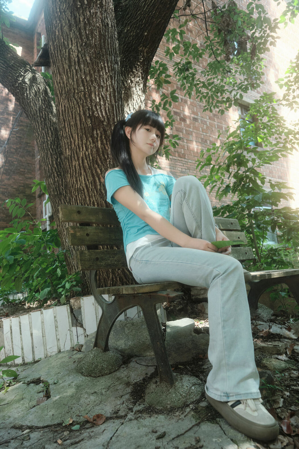 YiTuYu艺图语 Vol.10601 Rou Song Bao (25P)