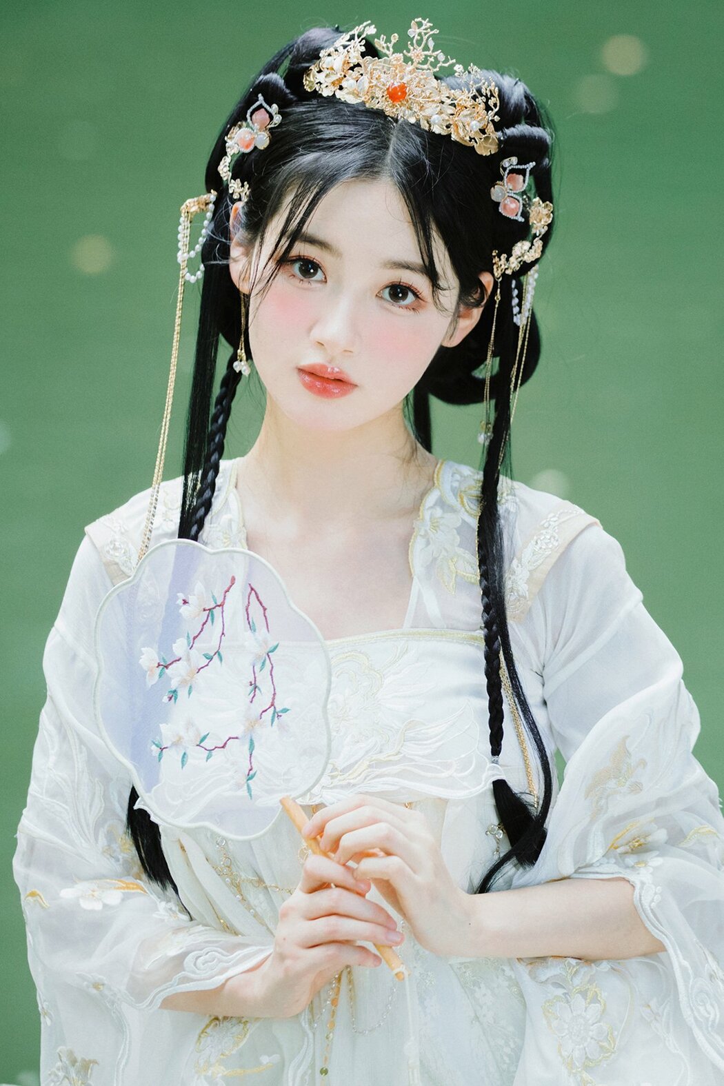 YiTuYu艺图语 Vol.10604 Yi Rui (32P) Cover Photo