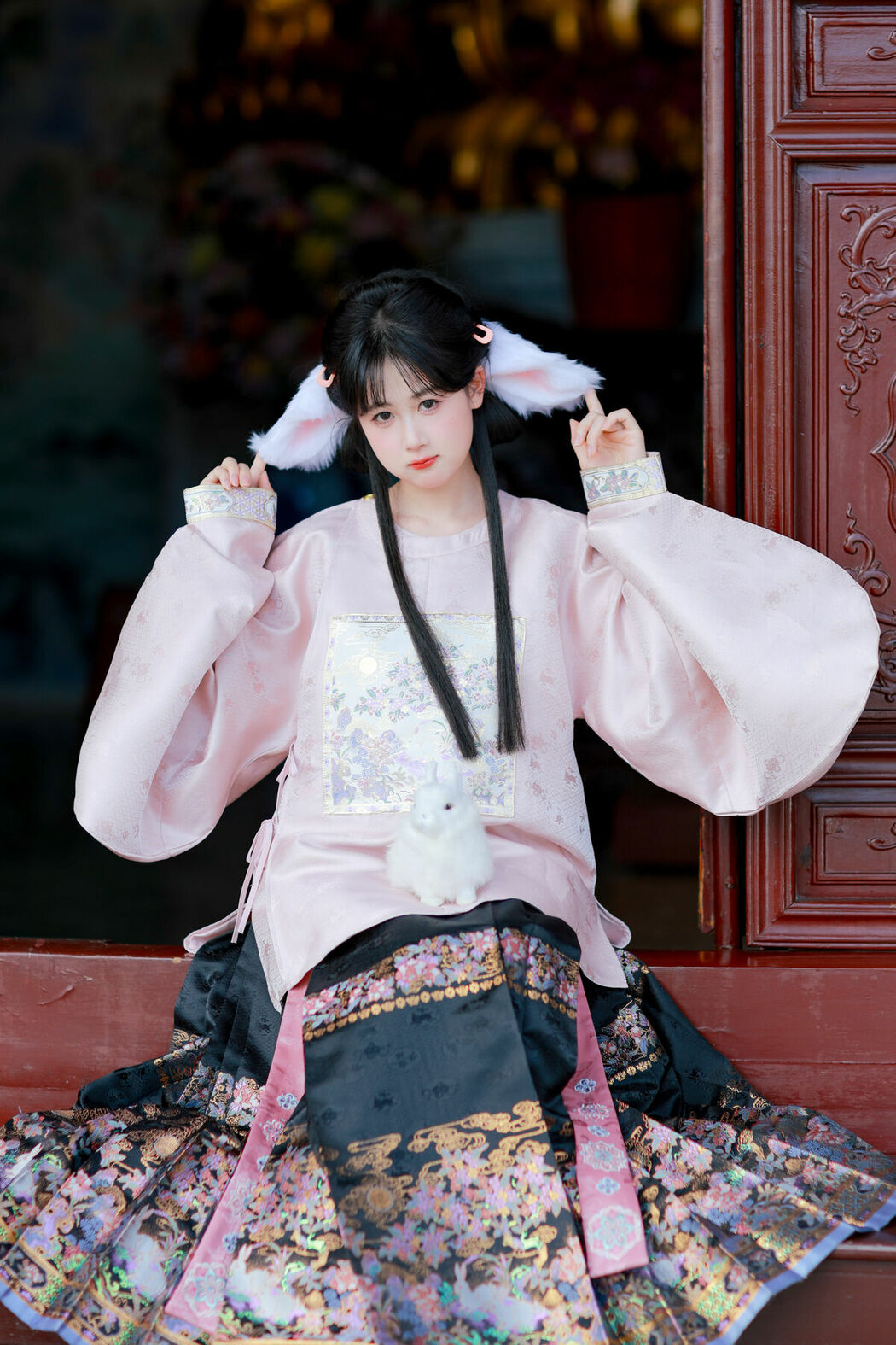YiTuYu艺图语 Vol.10597 Xiao E Jiang Jiang Jiang (15P)