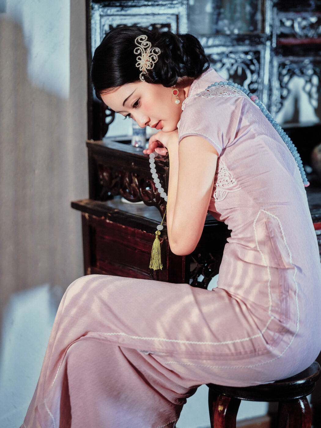 YiTuYu艺图语 Vol.10602 Yao Guai Na Li Tao (14P)