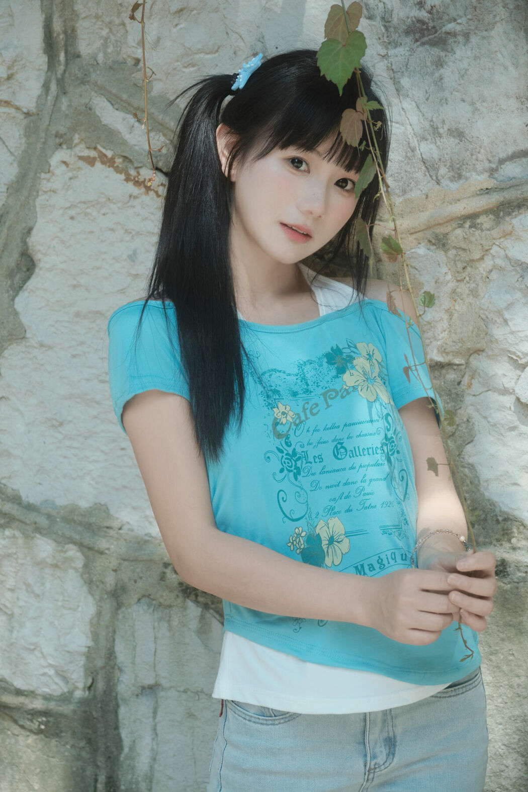 YiTuYu艺图语 Vol.10601 Rou Song Bao (25P)
