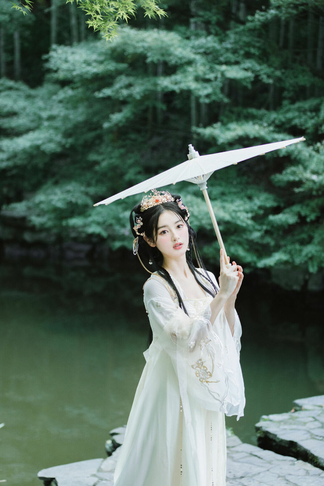 YiTuYu艺图语 Vol.10604 Yi Rui (32P)